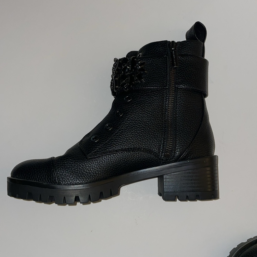 Karl Lagerfeld Black Embellished Combat Boots size 6, very good condition - Picture 7 of 7